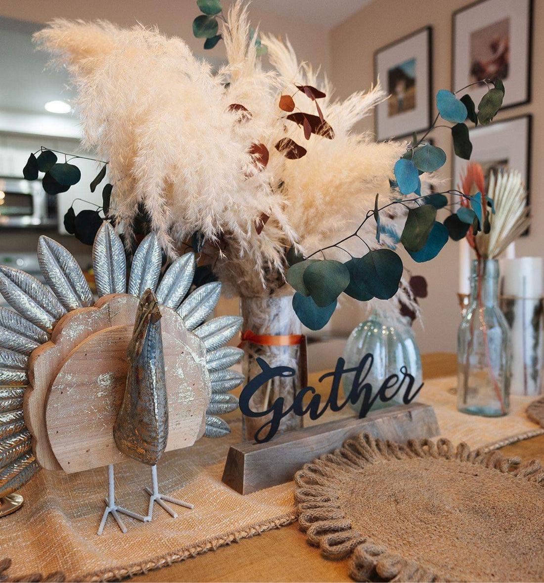 Table-scape-with-dried-pampas-bouquet-in-vase-and-dried-eucalyptus